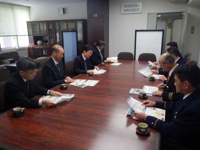 懇談会の様子1