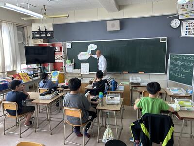 意欲的に学ぶ様子をご覧頂きました（4月26日・金曜日　参観日）の画像8