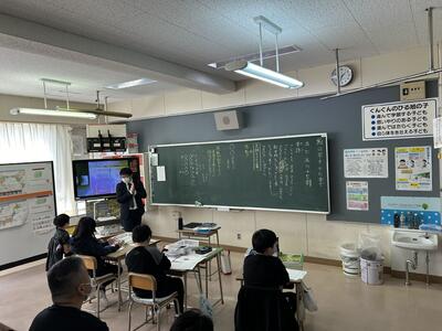 意欲的に学ぶ様子をご覧頂きました（4月26日・金曜日　参観日）の画像10