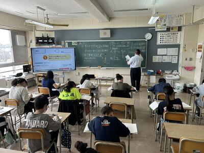 意欲的に学ぶ様子をご覧頂きました（4月26日・金曜日　参観日）の画像11