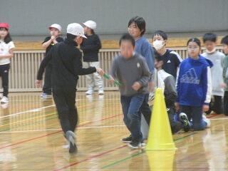 折り返しリレー（児童会）の画像5