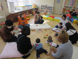 子育て支援センター