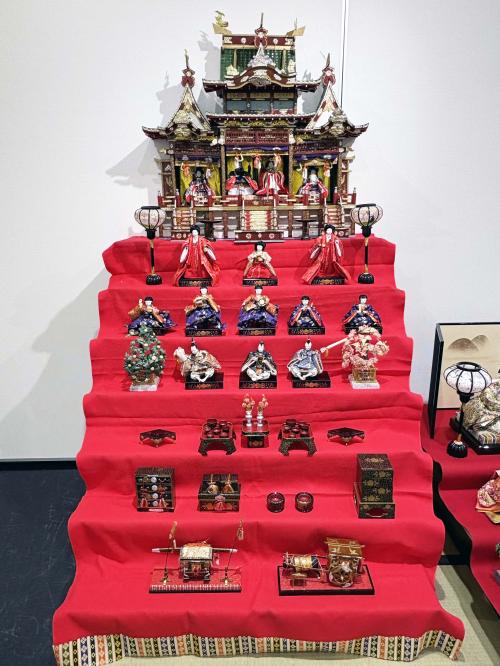 ひな祭りとひな人形画像