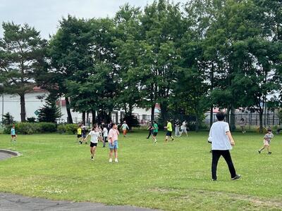 休み時間、元気に遊んでいます！の画像1