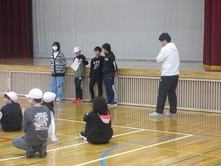 6年生と1年生の交流の画像1